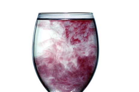 怎样选购药酒？