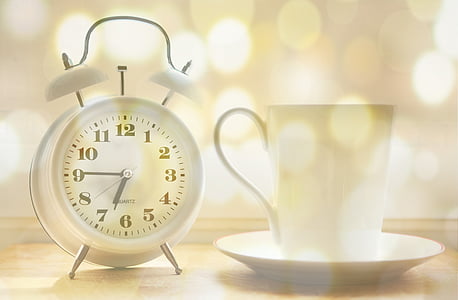 alarm-clock-coffee-cup-time-of-arouse-thumb.jpg