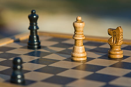 chess-figure-game-play-thumb.jpg