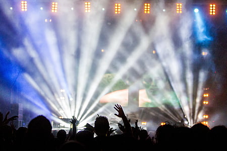 concert-performance-audience-lightshow-thumb.jpg