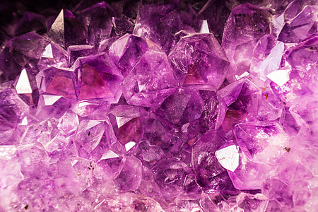gem-amethyst-semi-precious-stone-violet-thumb.jpg