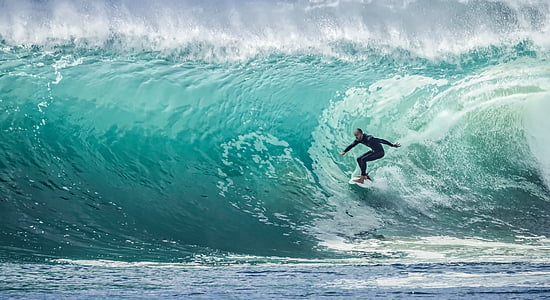 wave-surfer-sport-sea-thumb.jpg