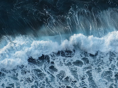 1657248903331066495.jpg wave-sea-surf-swell-thumb.jpg