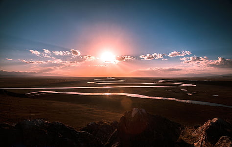 the-scenery-prairie-river-sunrise-thumb.jpg