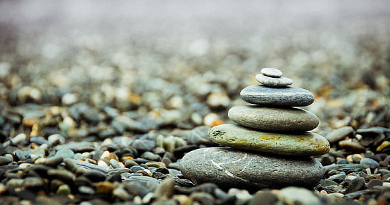 stones-pebbles-stack-pile-thumb.jpg