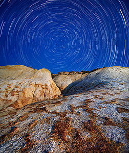 startrails-rocks-night-long-exposure-thumb.jpg