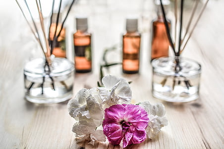 scent-sticks-fragrance-aromatic-thumb.jpg