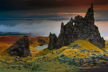 rock-cliff-scotland-isle-of-skye-thumb.jpg