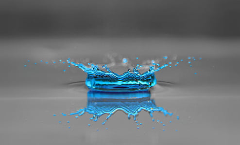 drop-of-water-drip-raindrop-water-crown-thumb.jpg