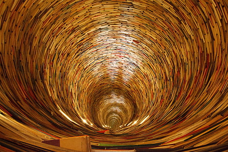book-books-circle-curly-thumb.jpg