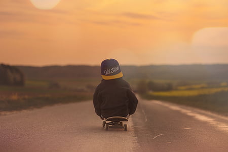 skateboard-child-boy-sunset-thumb.jpg